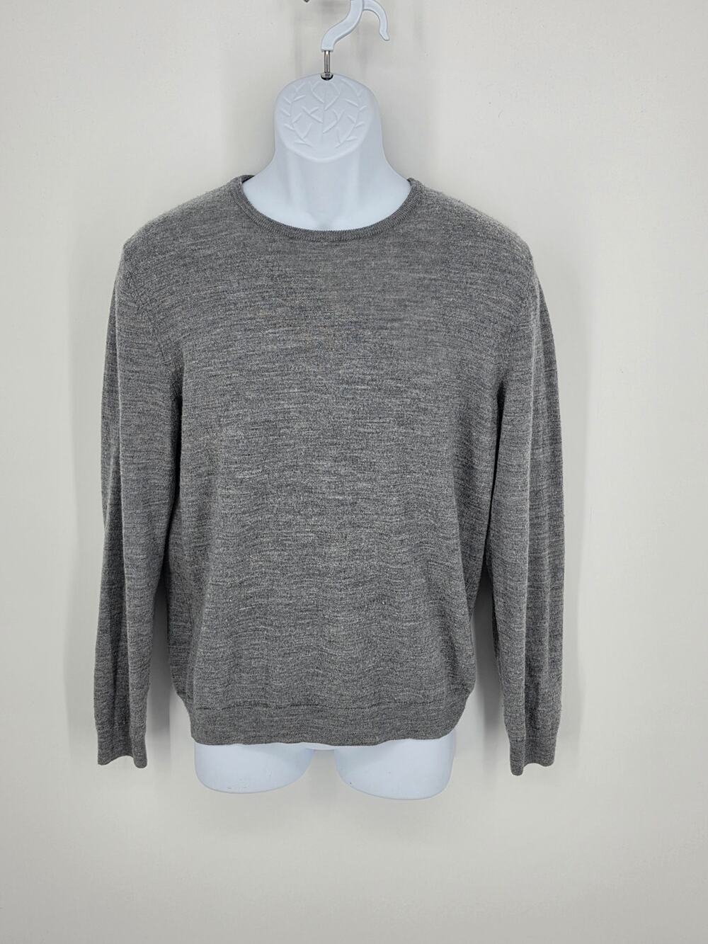 Tasso Elba Mens Size L Gray Sweater 100% Extrafine Merino Wool Crewneck Pullover